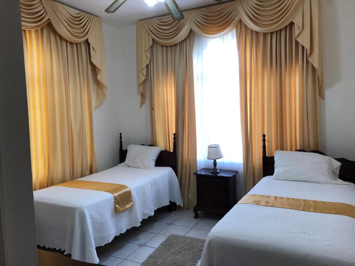 Goldenview Guesthouse Ότσο Ρίος Εξωτερικό φωτογραφία